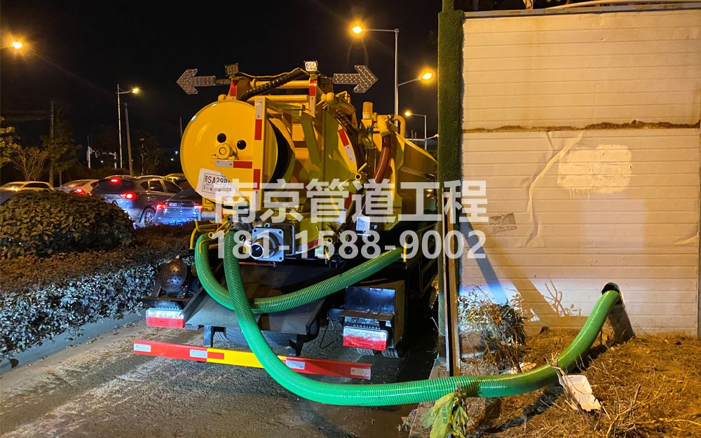 266石化村临时工地抽粪